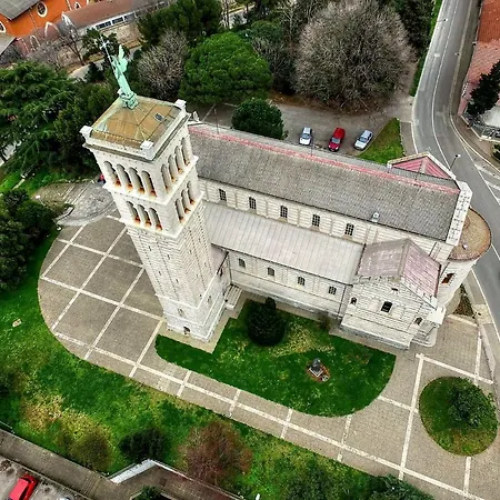 Vendégház Aida