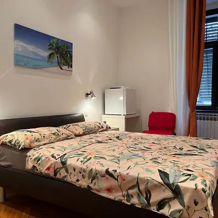 Aida 게스트하우스 *